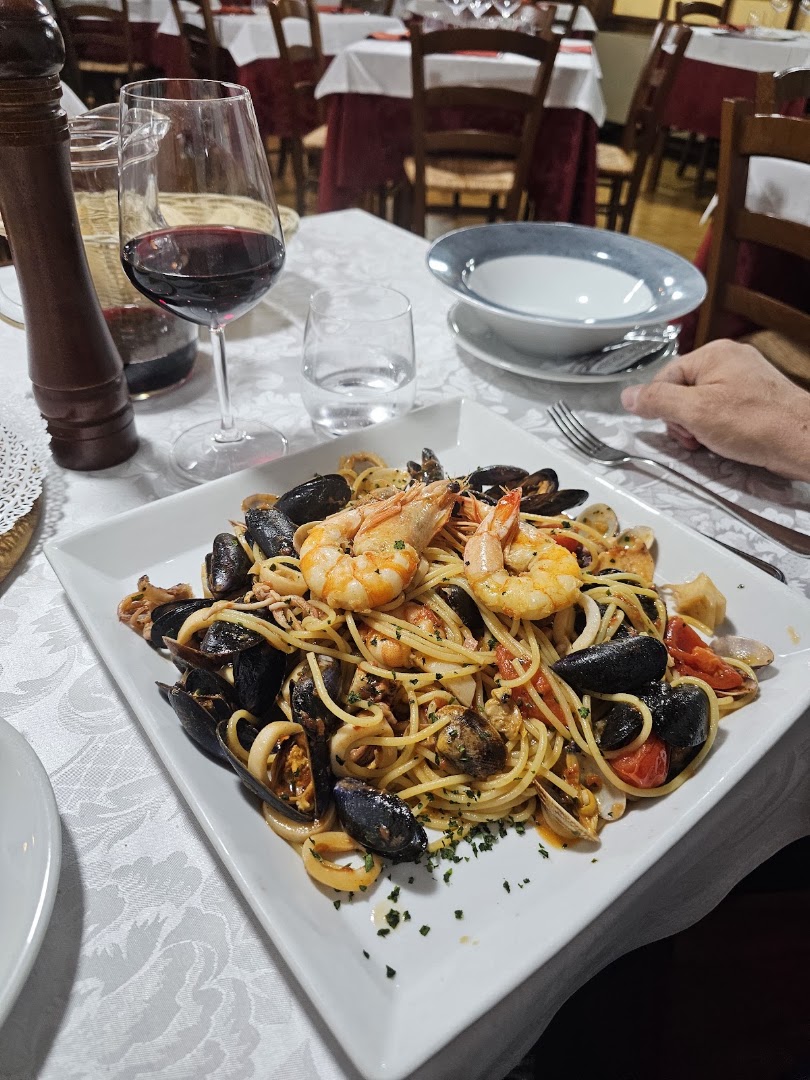 Ristorante Pizzeria Hostaria Cascina