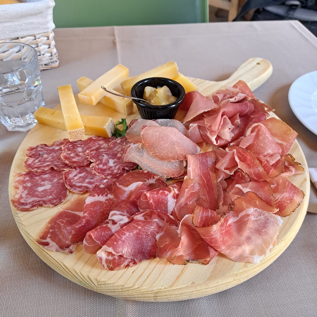 Ristorante Pizzeria Il Caminetto
