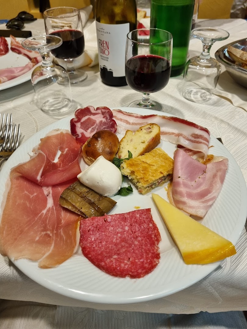 Ristorante Pizzeria Il Picchio Rosso Di Di Nunzio Antonietta E C. S.N.C.