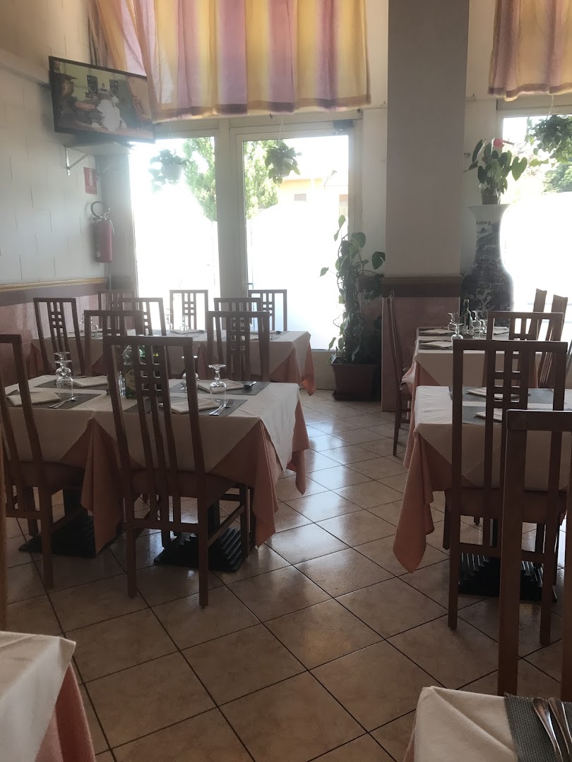 Ristorante Pizzeria Italo Cinese ZHU di Zhu Talia Massimiliano