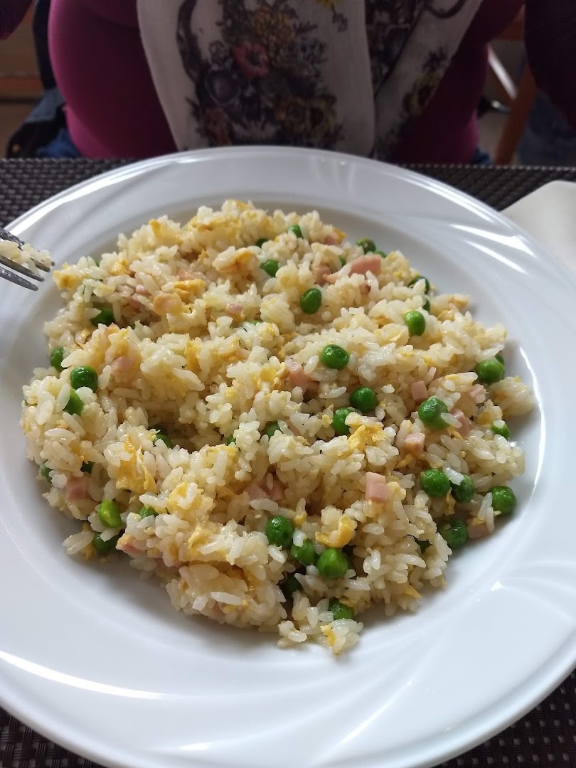 Ristorante Pizzeria Italo Cinese ZHU di Zhu Talia Massimiliano