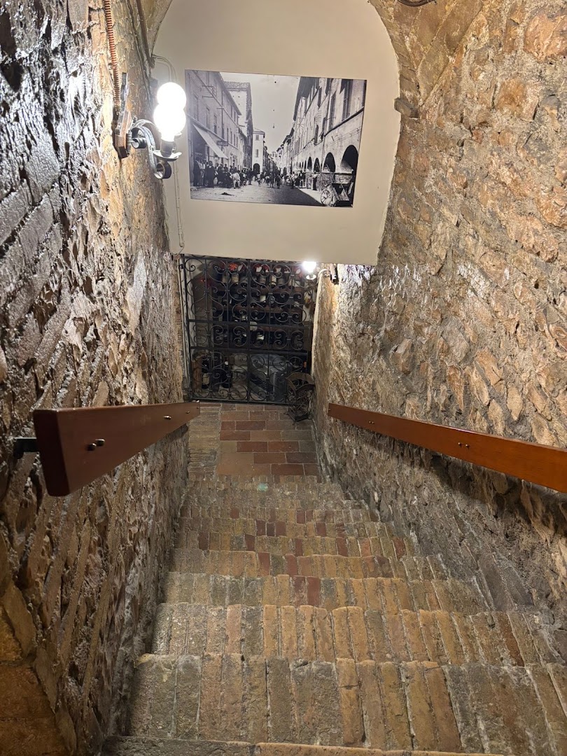 Ristorante Pizzeria la Grotta Fossombrone