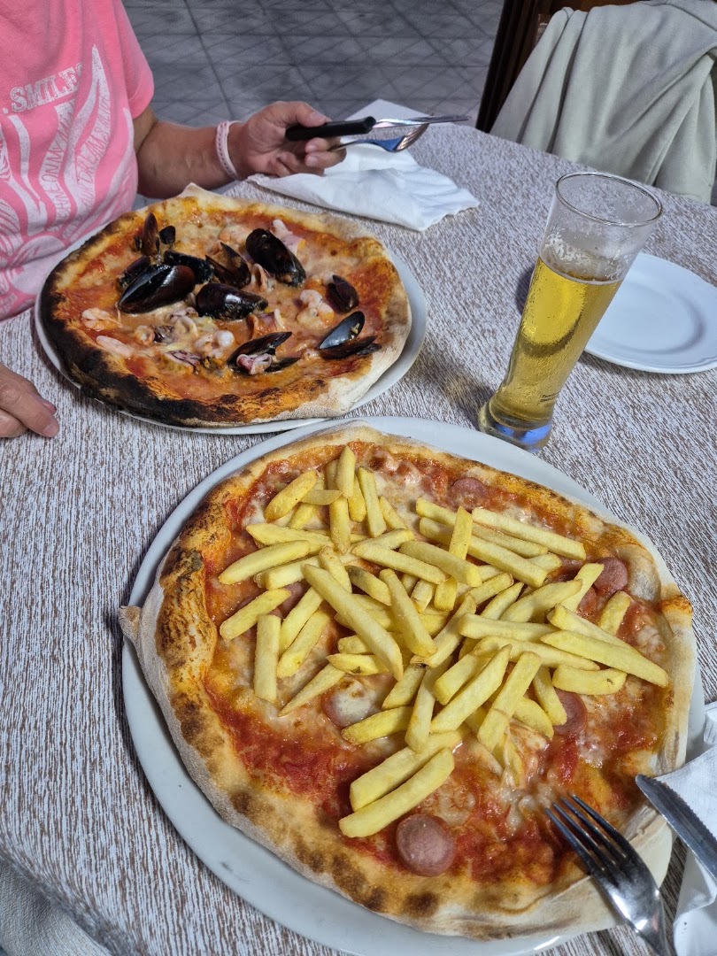 Ristorante Pizzeria La Lanterna Di Arci Giuseppe