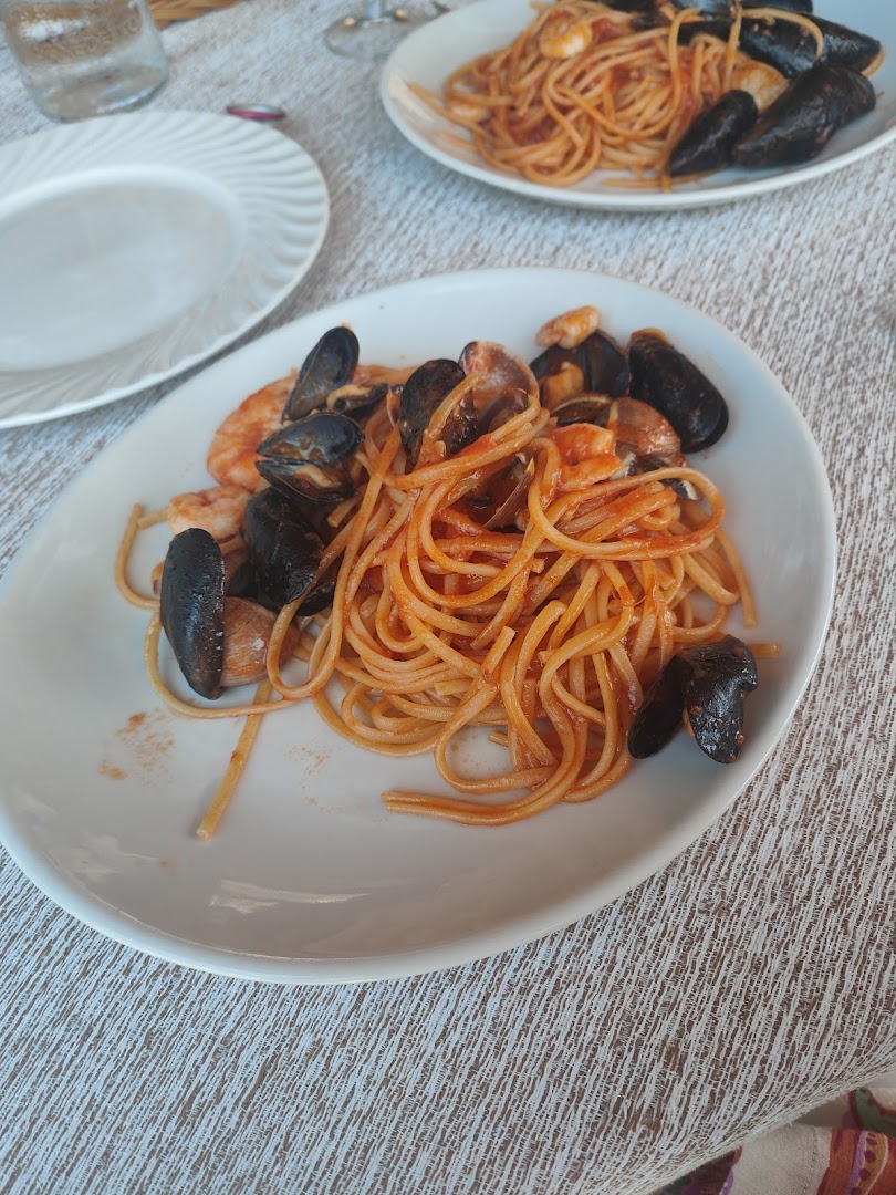 Ristorante Pizzeria La Lanterna Di Arci Giuseppe