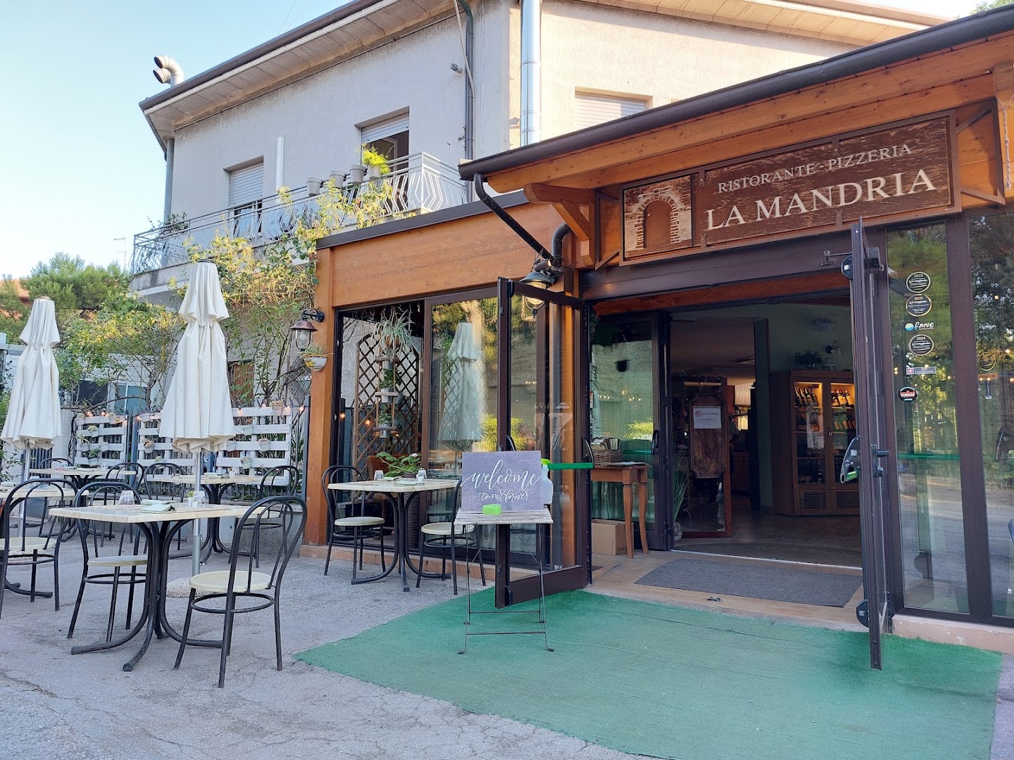Ristorante Pizzeria La Mandria