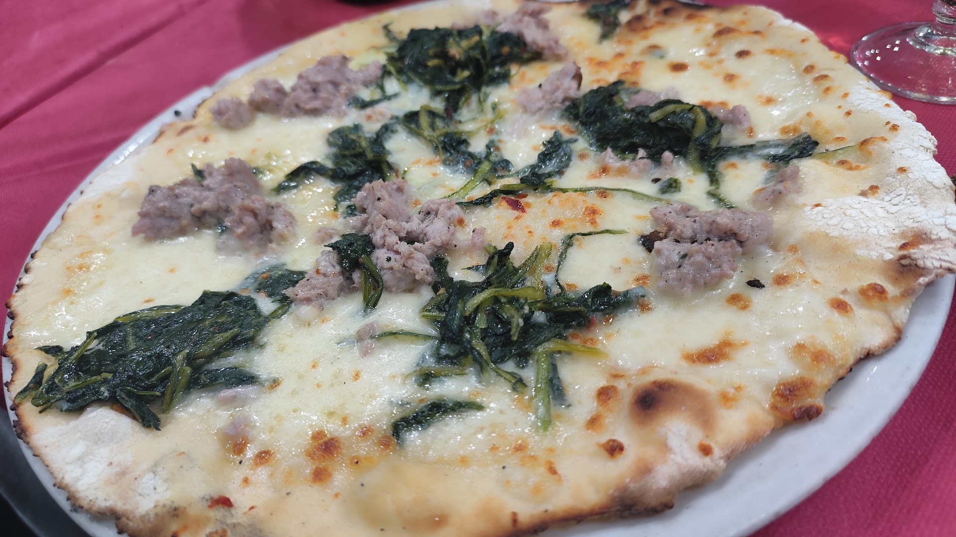 Ristorante pizzeria La rosa rossa forno a legna