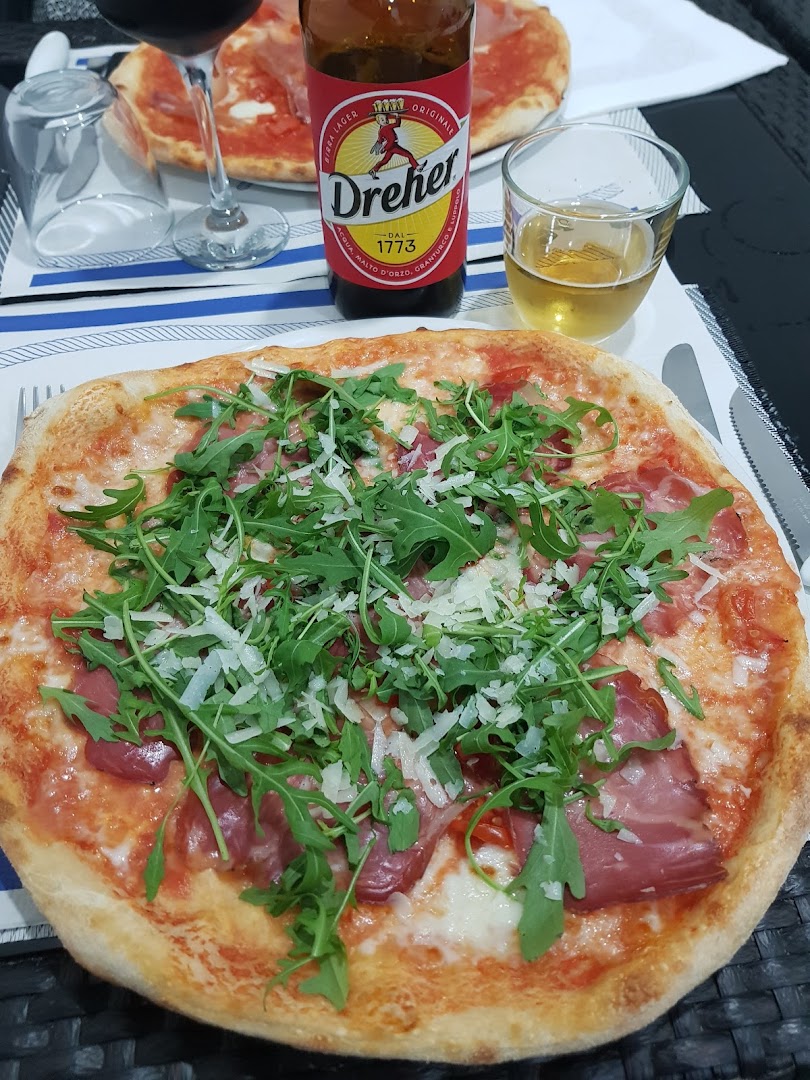 Ristorante Pizzeria La Sciaia a Mare