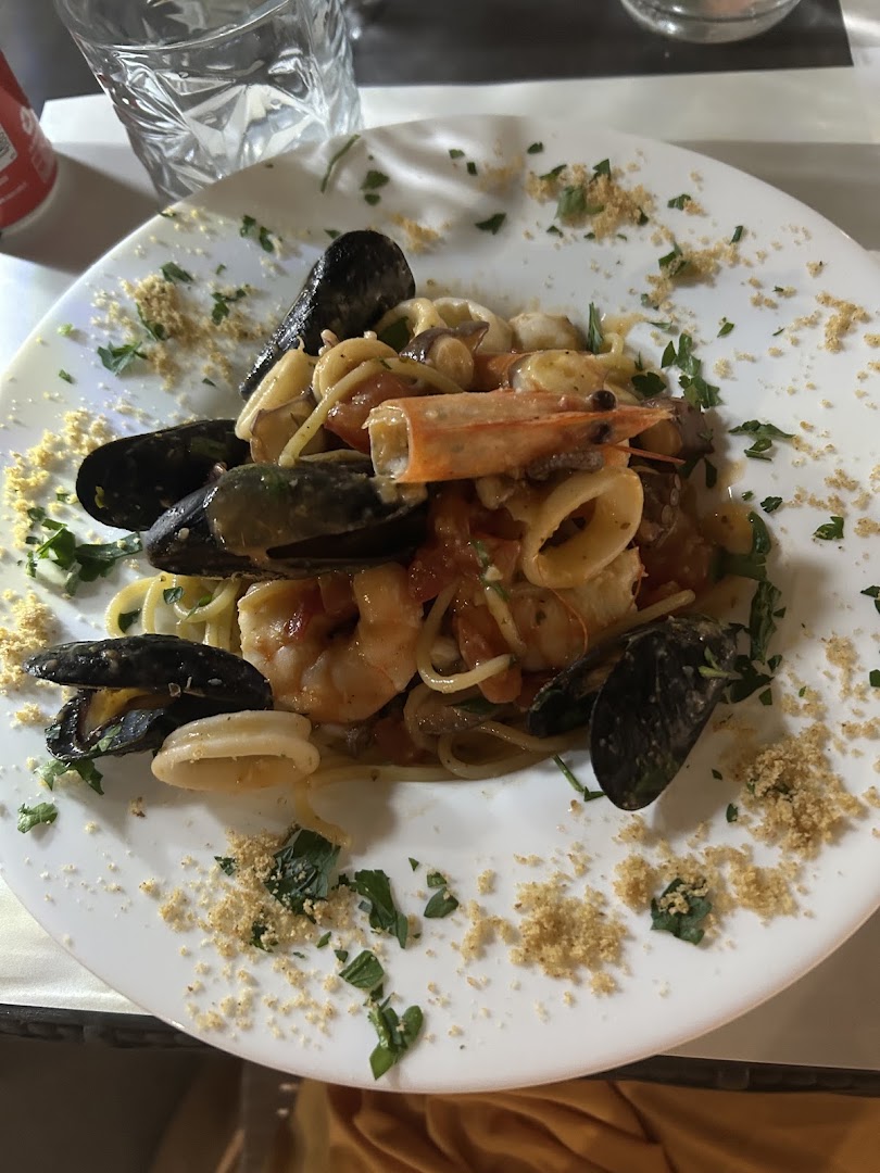 Ristorante Pizzeria La Sciaia a Mare