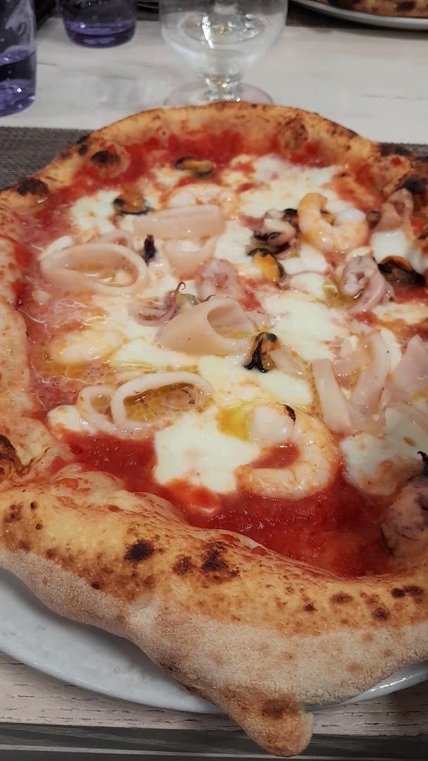 Ristorante Pizzeria Lo Scugnizzo