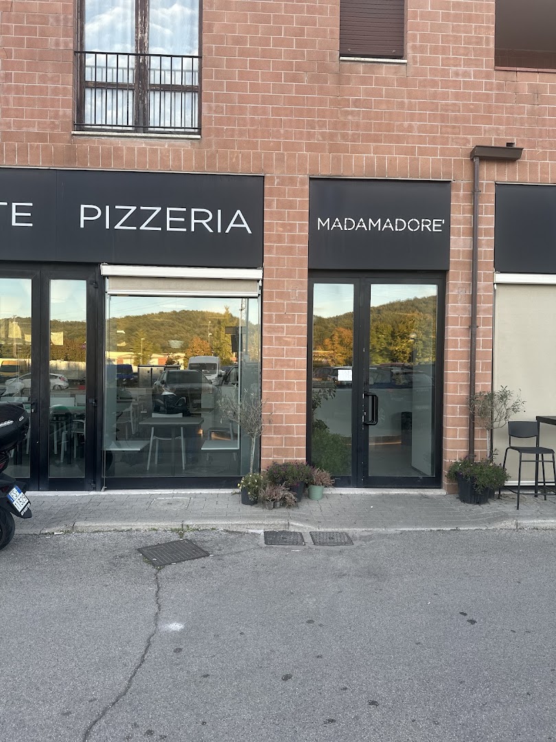 Ristorante pizzeria Madamadore'