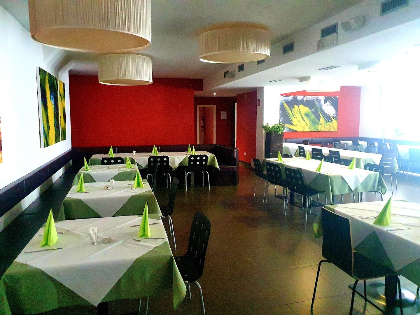 Ristorante - Pizzeria "Moro"