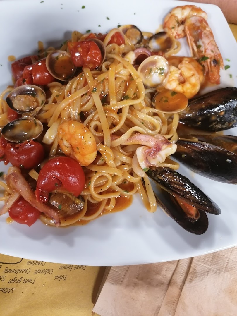 Ristorante Pizzeria On The Road