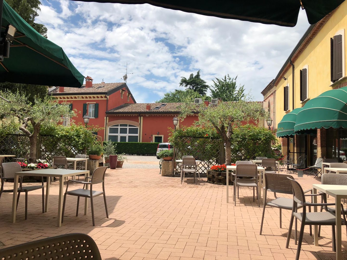 Ristorante Pizzeria Paolo - Hotel Antichi Cortili