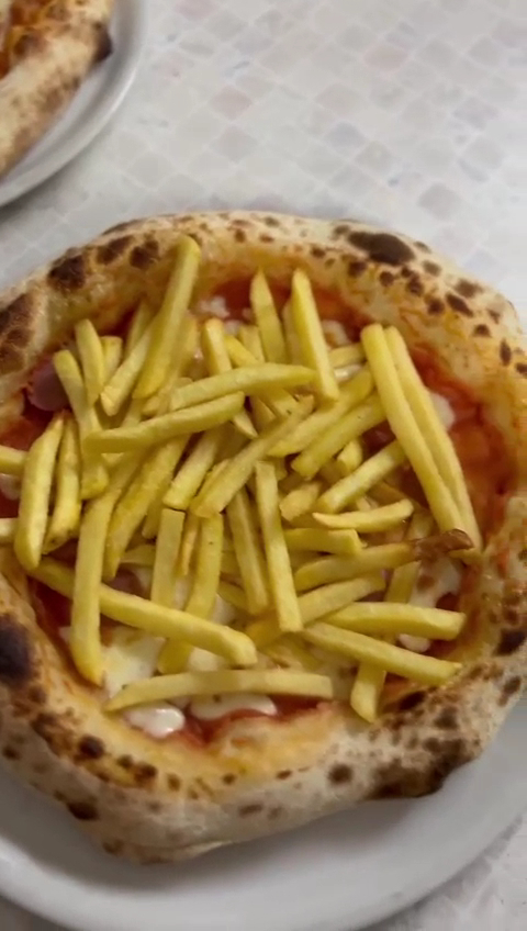 Ristorante pizzeria pasticceria" La Cantina Di Tore "