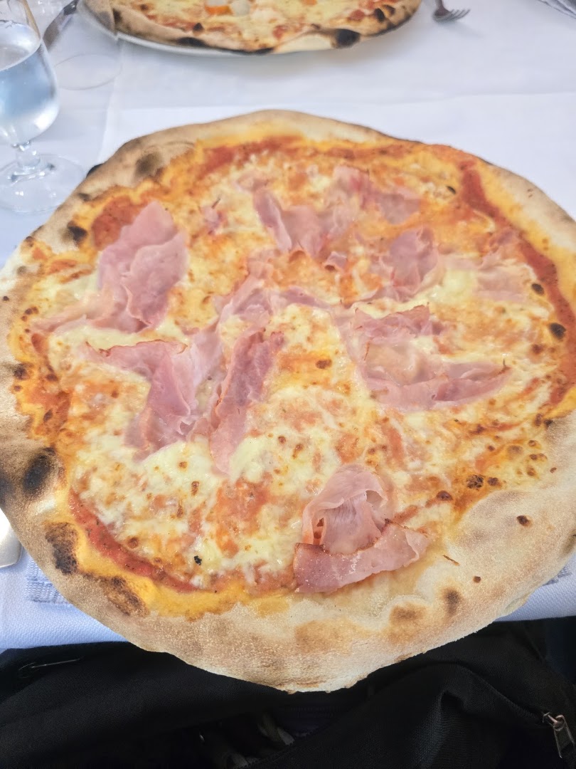Ristorante Pizzeria Pazza Idea