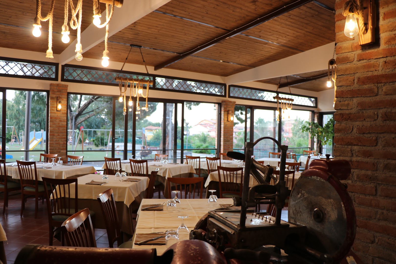 Ristorante Pizzeria Santa Venerina | Etna in bocca