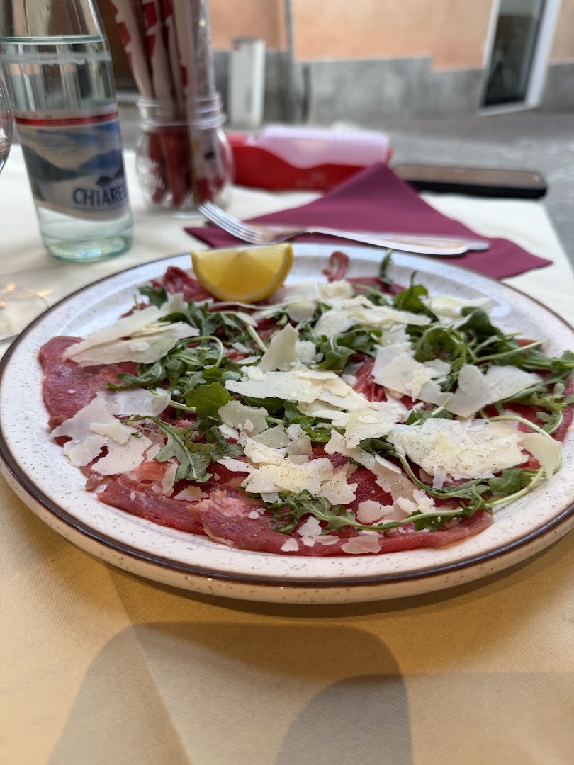 Ristorante pizzeria Sapori in centro Bar, Porlezza
