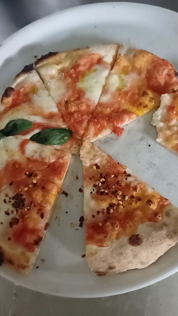 Ristorante Pizzeria Senzanome