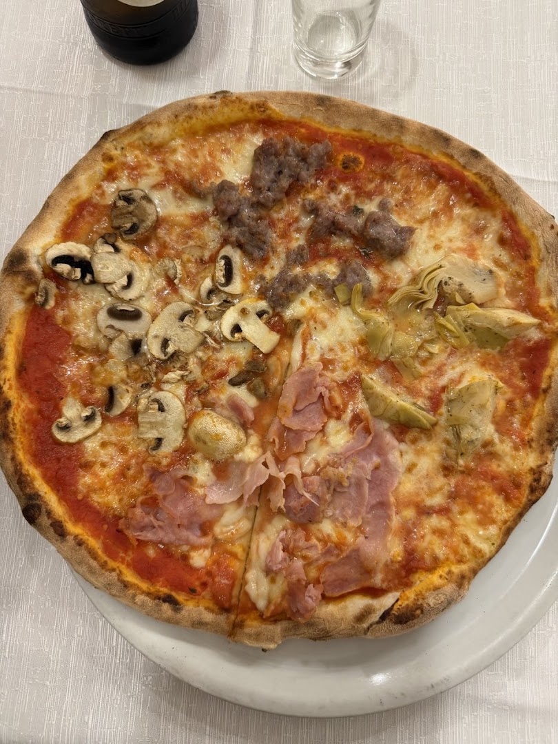 Ristorante pizzeria Snoopy, Bologna