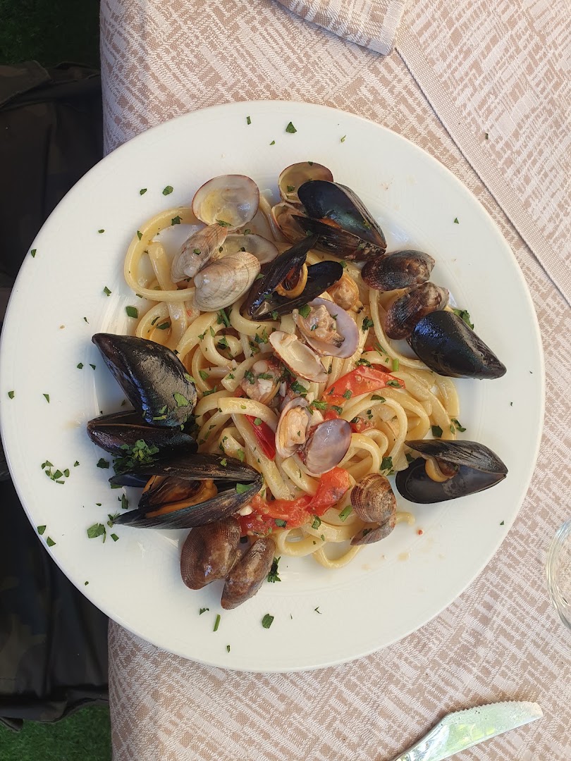 Ristorante Pizzeria trattoria A Modo Nostro