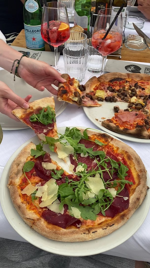 Ristorante Pizzeria Tropical