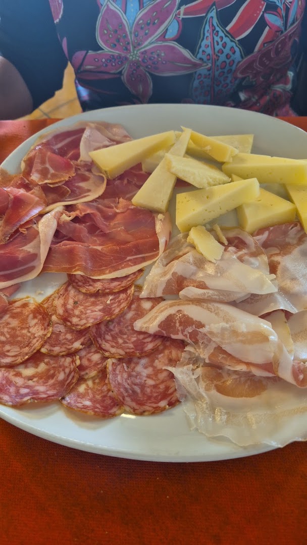 Ristorante Pizzeria Vesuvio Di Castellano Elisa
