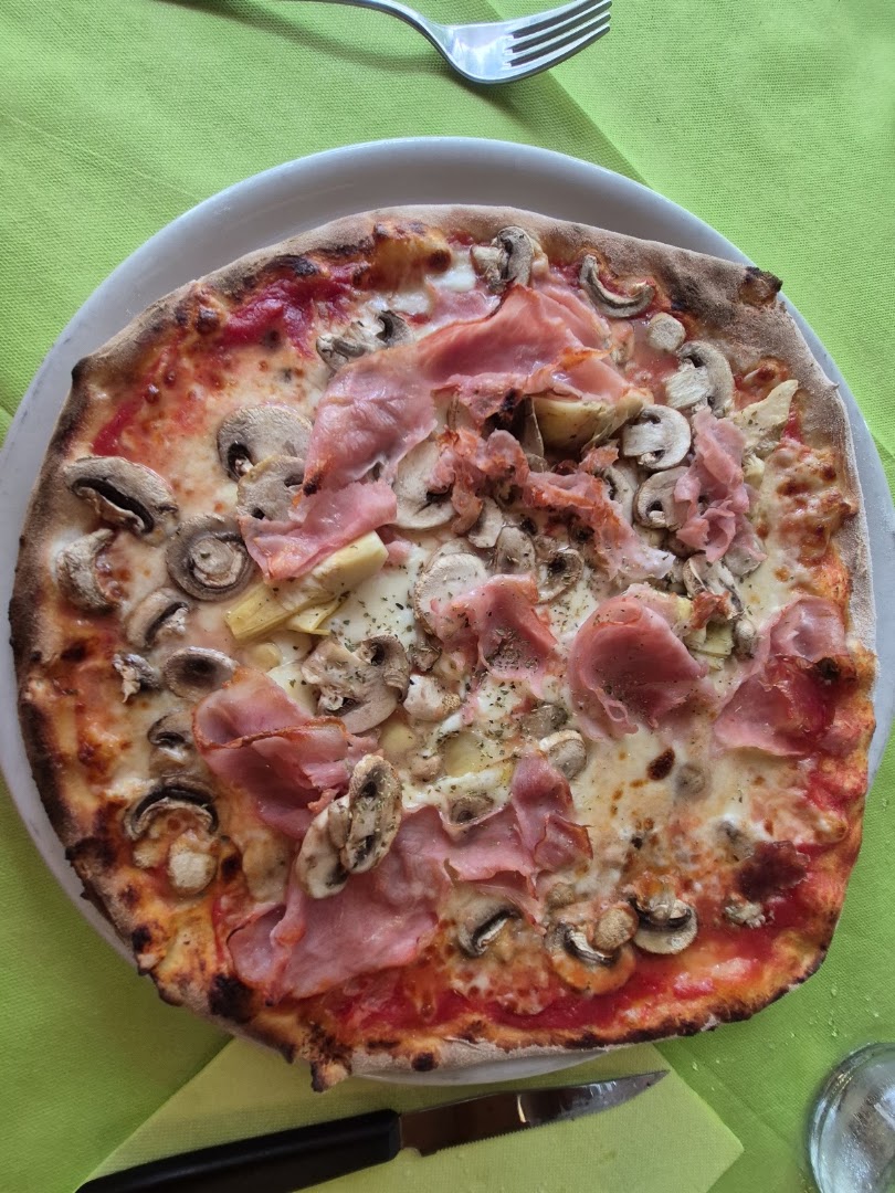 Ristorante Pizzeria Vesuvio Di Castellano Elisa
