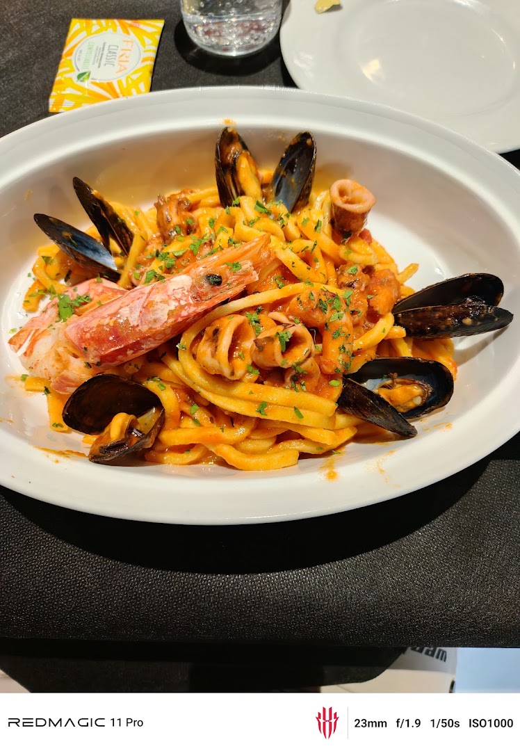 Ristorante PizzeriaTrès Bien-Castadiva
