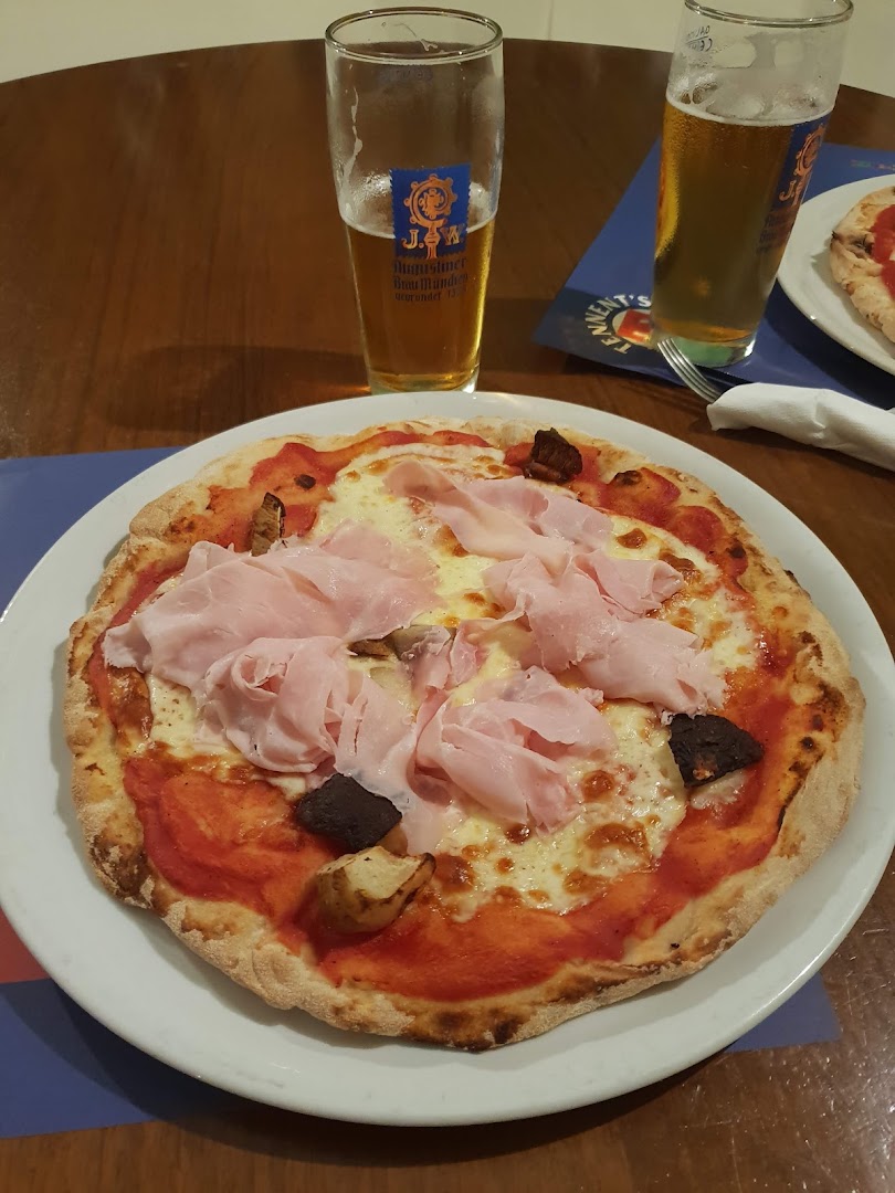Ristorante Pub Pizzeria Parco Delle Chiuse, Casargo