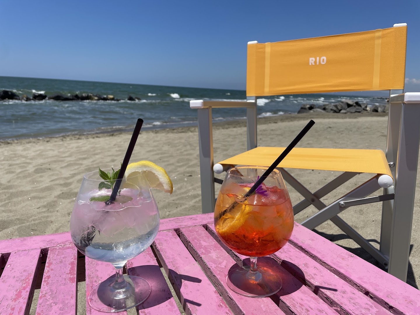 Ristorante Rio - Pizzeria Forno a Legna - Aperitivi Musica Soft