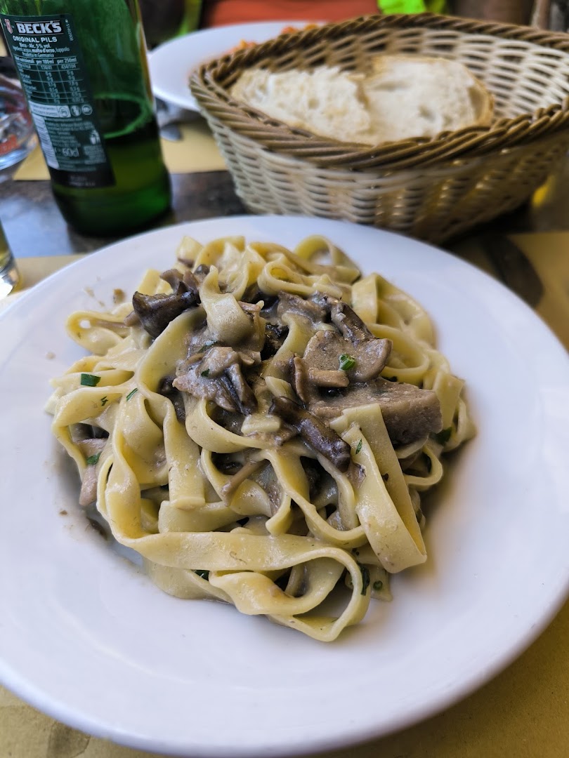 Ristorante Salsa Rubra