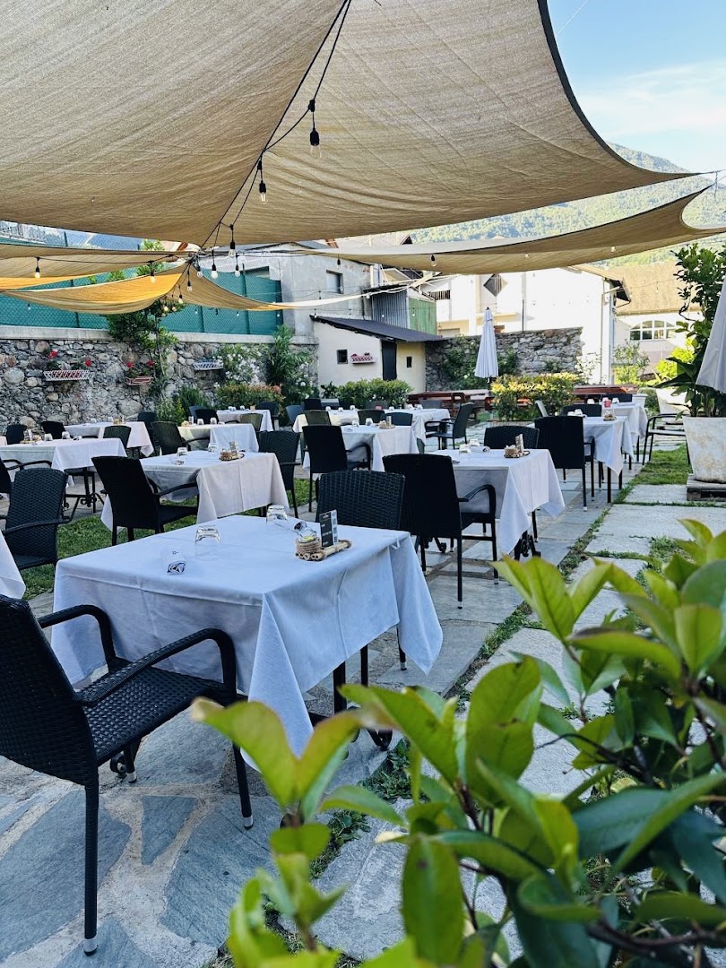 Ristorante San Carlo, Montombraro