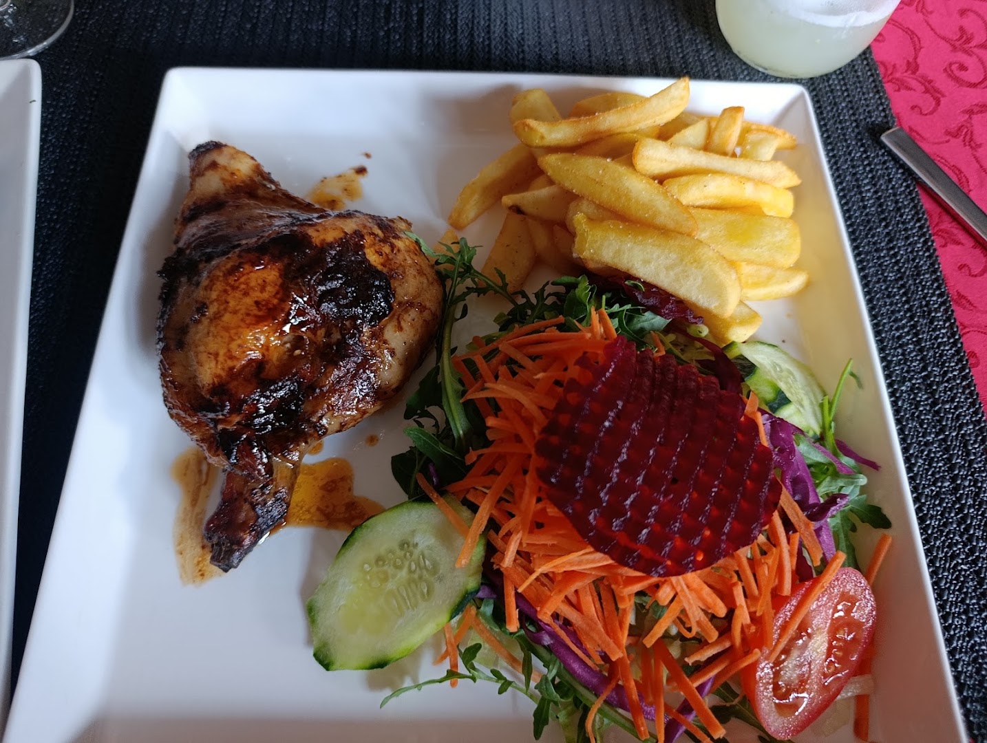 Ristorante Sapori & Sapori, Pollo a la Brasa, Ceviches, Lomo Saltado - Cucina Peruviana, Piacenza