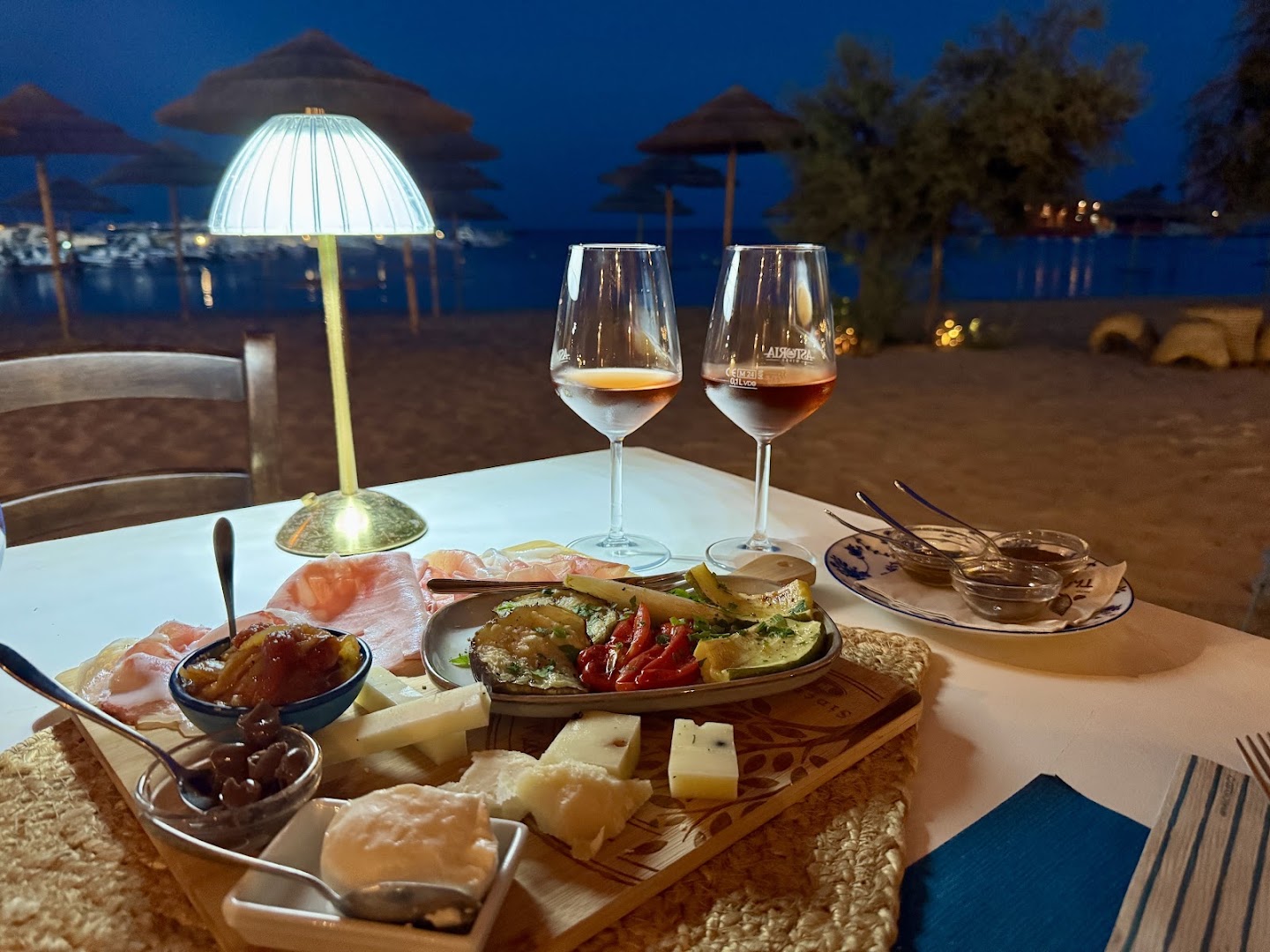 Ristorante shine island restaurant