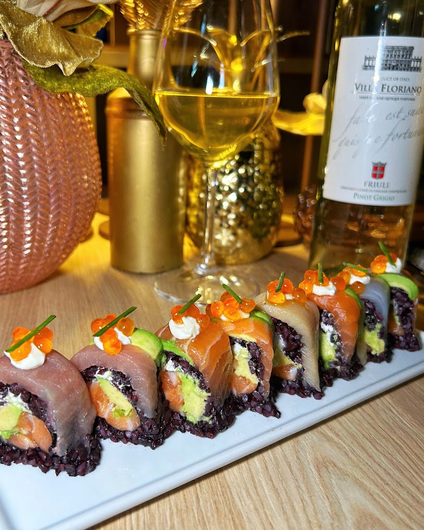 Ristorante Sushi Rare | Cocktail Bar | Prenotazione Tavolo | Servizi d'Asporto