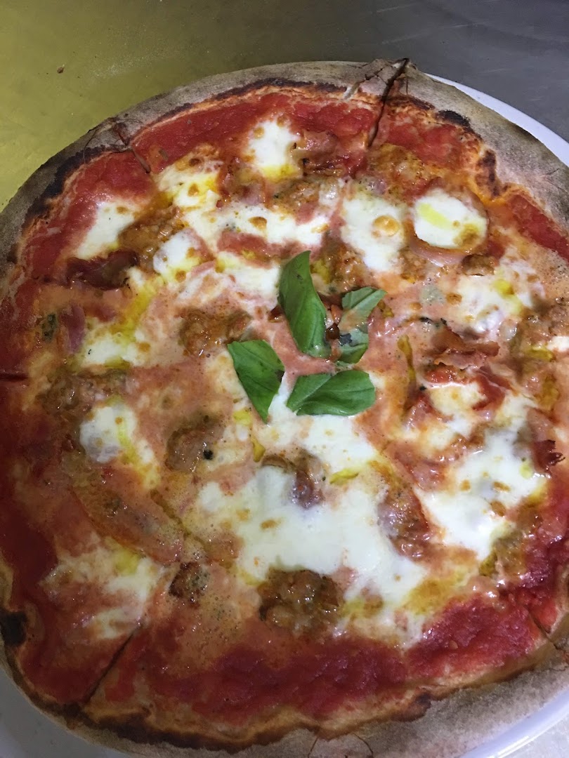 Ristorante Trattoria Pizzeria Luna Rossa