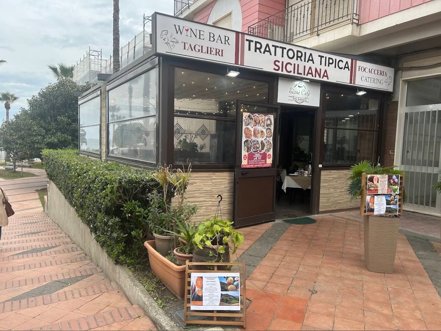 Ristorante Trattoria tipica siciliana Edonè, Santa Teresa di Riva