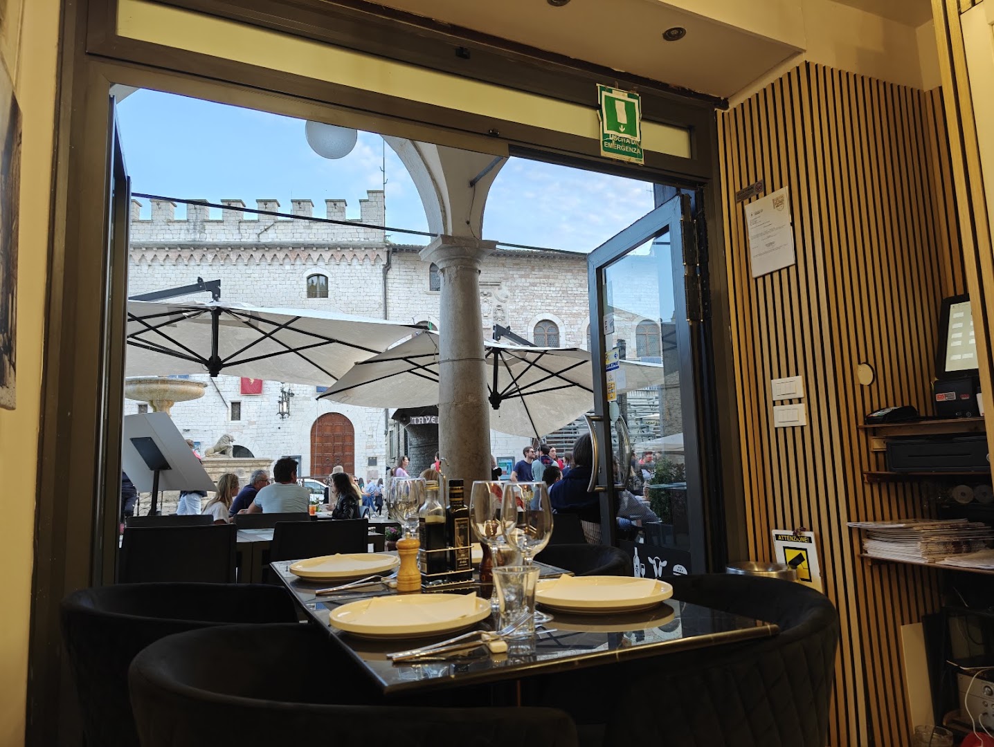 Ristorante vino e cucina