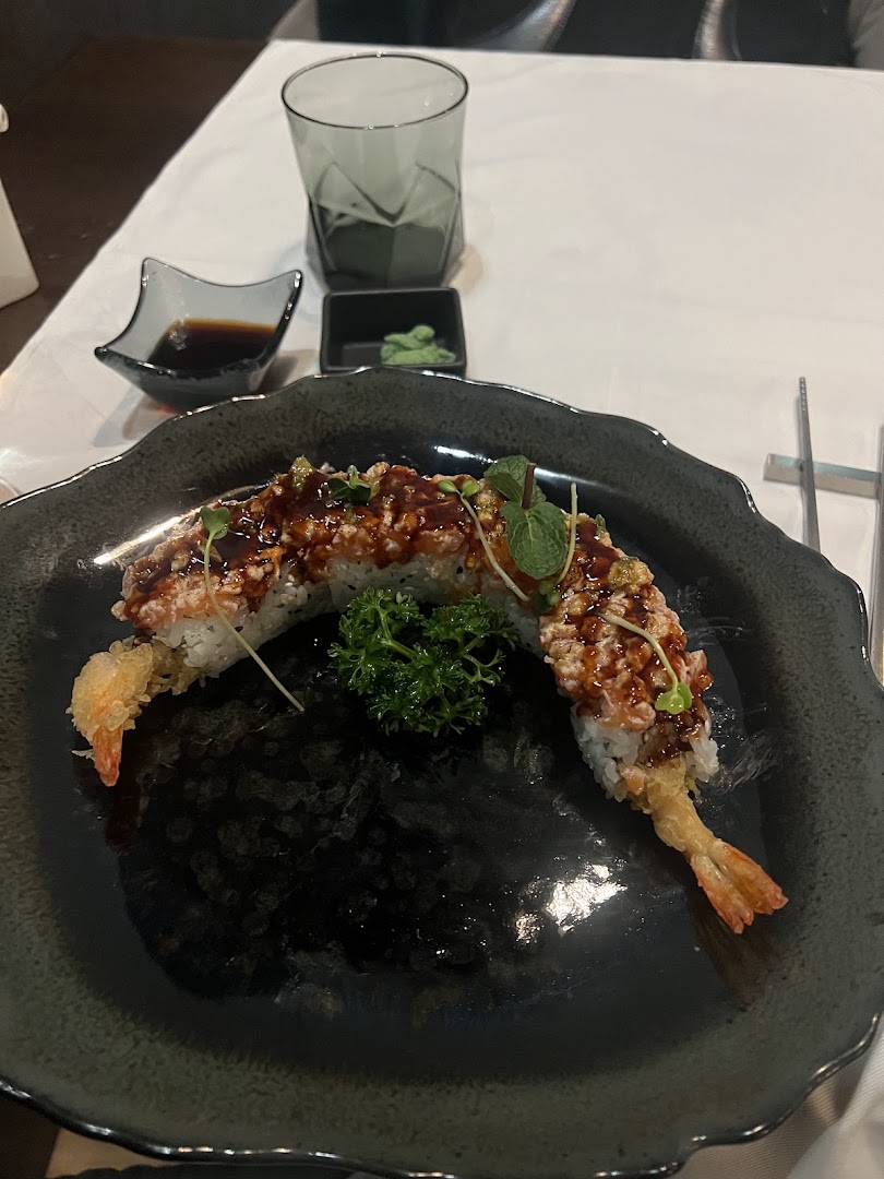 Ristorante YIH sushi diner