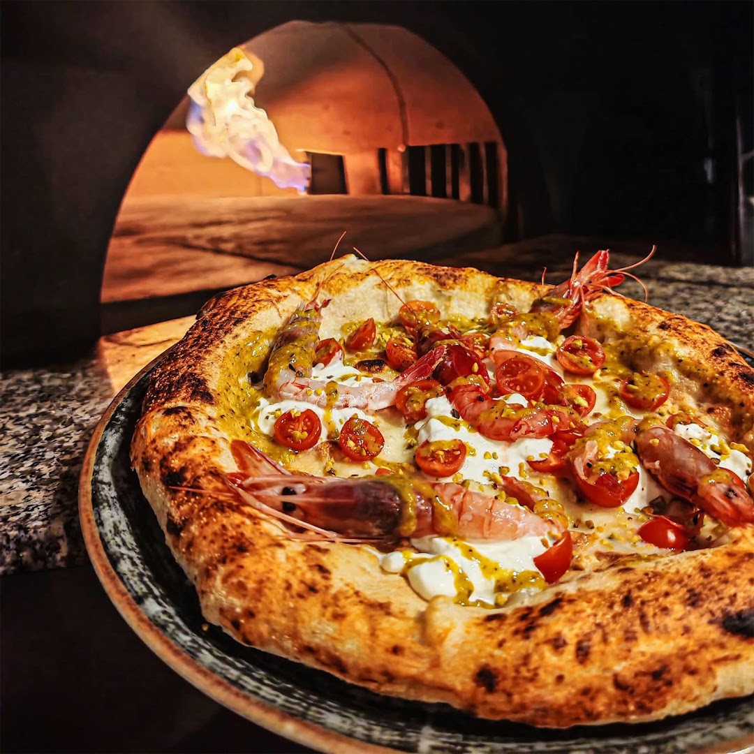 Ristorantino Pizzeria Leone & B&B AIC
