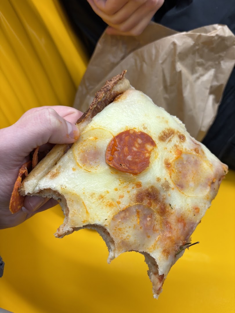 Ristoro Monterosso - Focaccia, Pizza, Farinata & Torte Salate