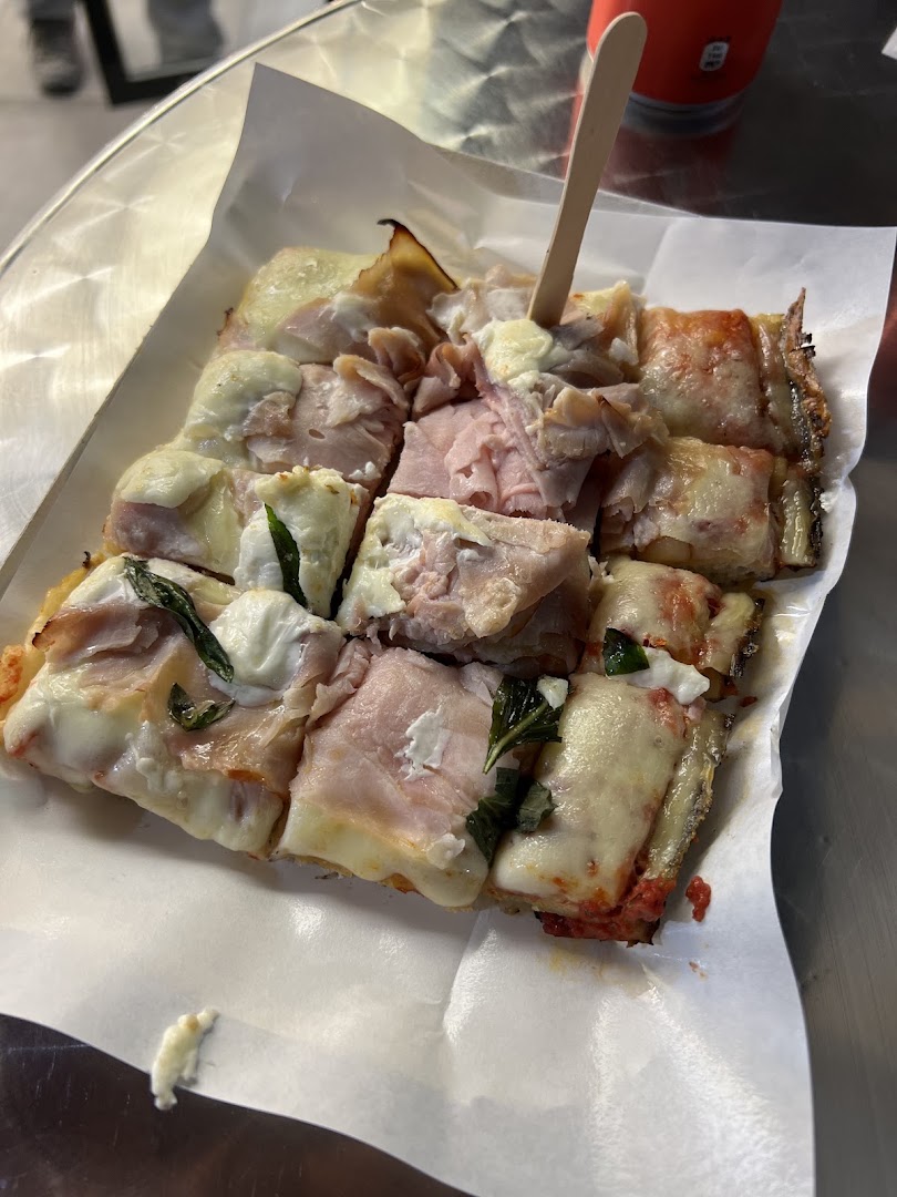 Ristoro Monterosso - Focaccia, Pizza, Farinata & Torte Salate