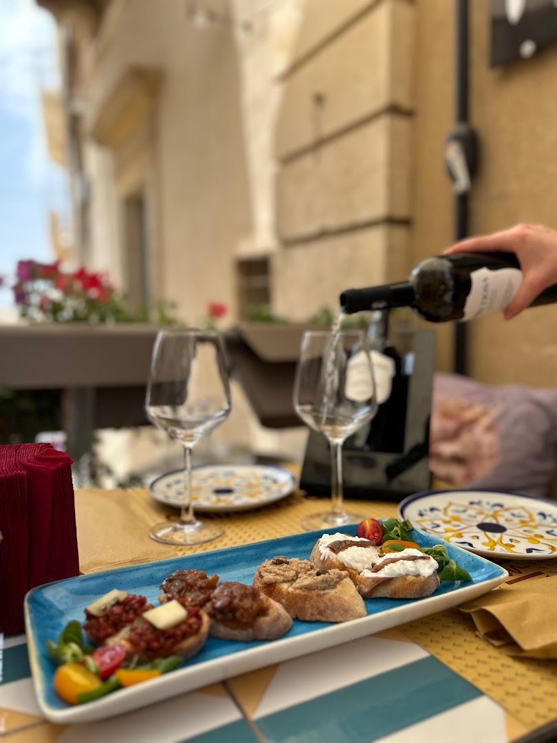 RitroVino, Noto