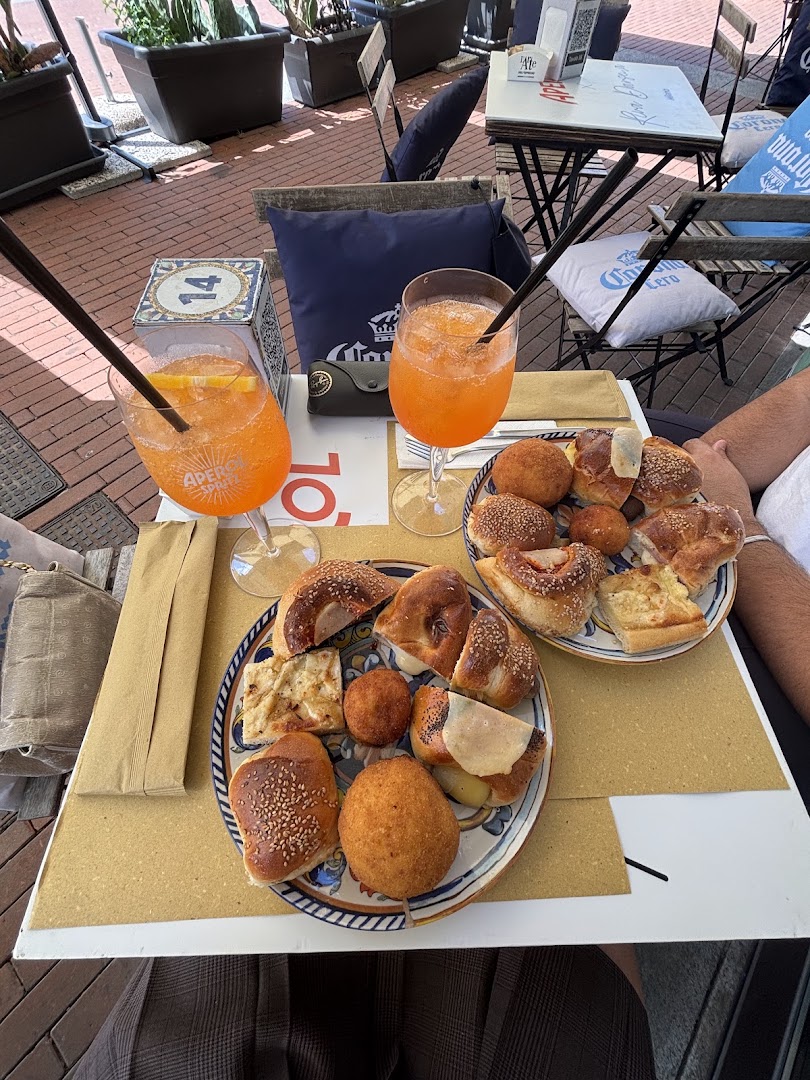 Riva Darsena di Arancin Cannoli e Granite , dalla Sicilia in bocca!