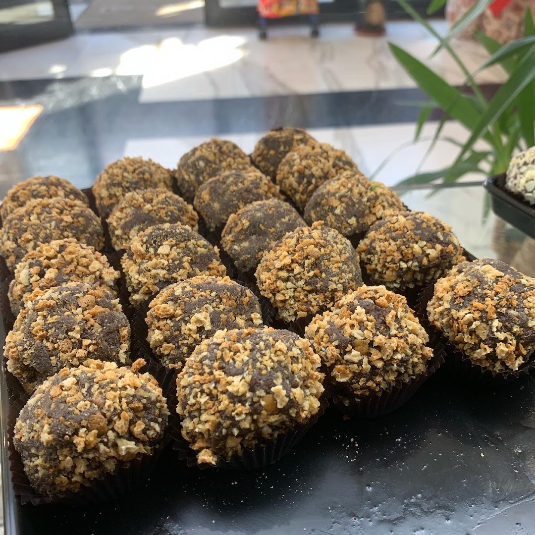 Riva Darsena di Arancin Cannoli e Granite , dalla Sicilia in bocca!