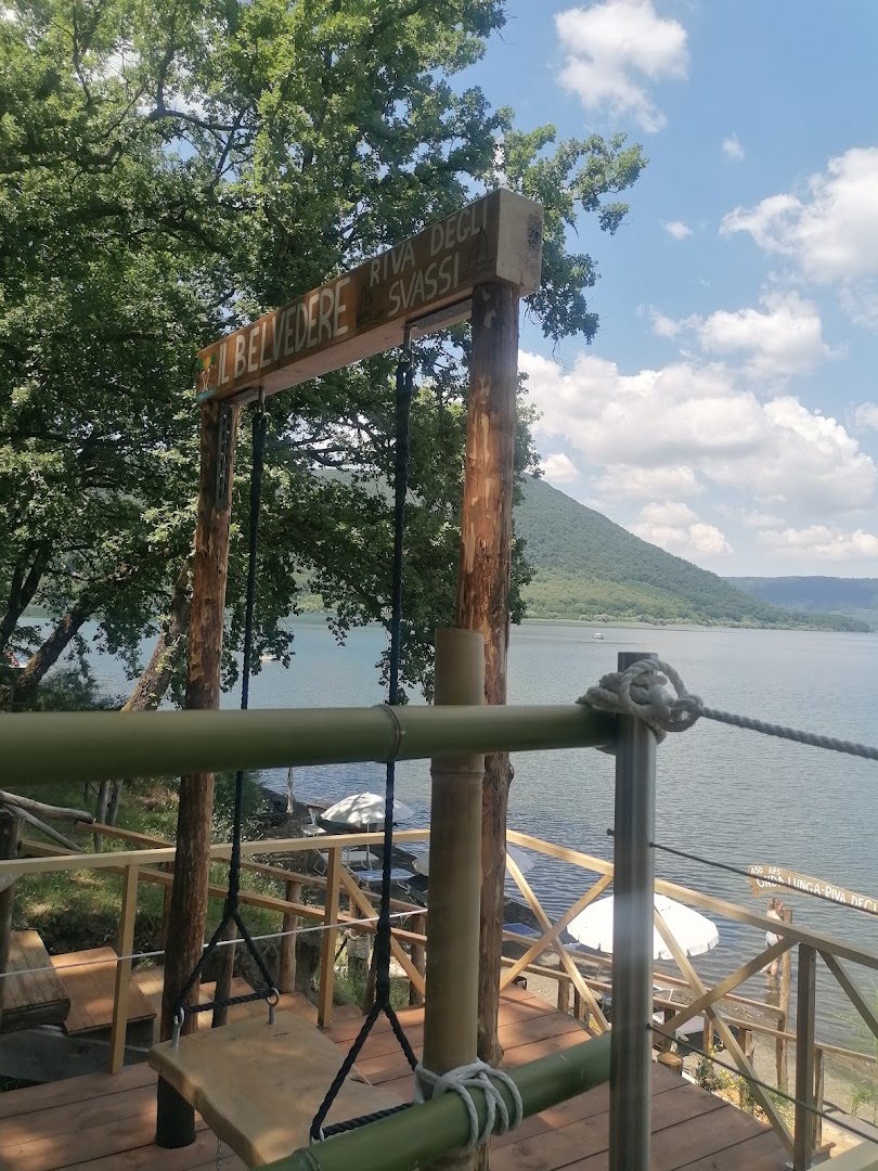 Riva degli Svassi Lago di Vico