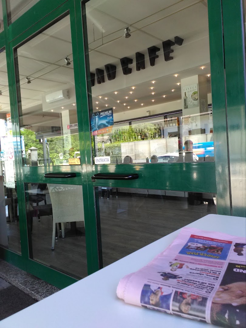 Road cafè