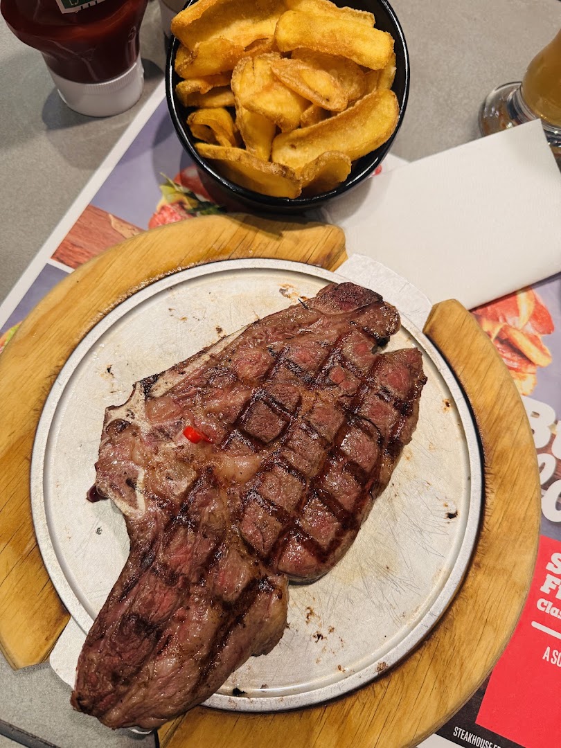 ROADHOUSE RESTAURANT CITY LIFE - MEATERY