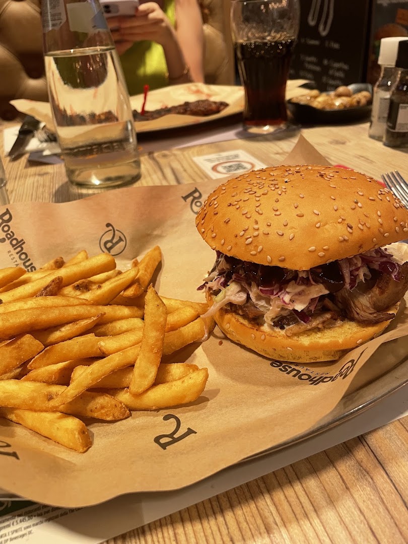 ROADHOUSE RESTAURANT ROVATO