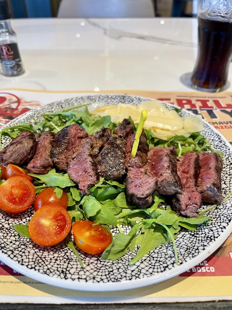 ROADHOUSE RESTAURANT SARONNO